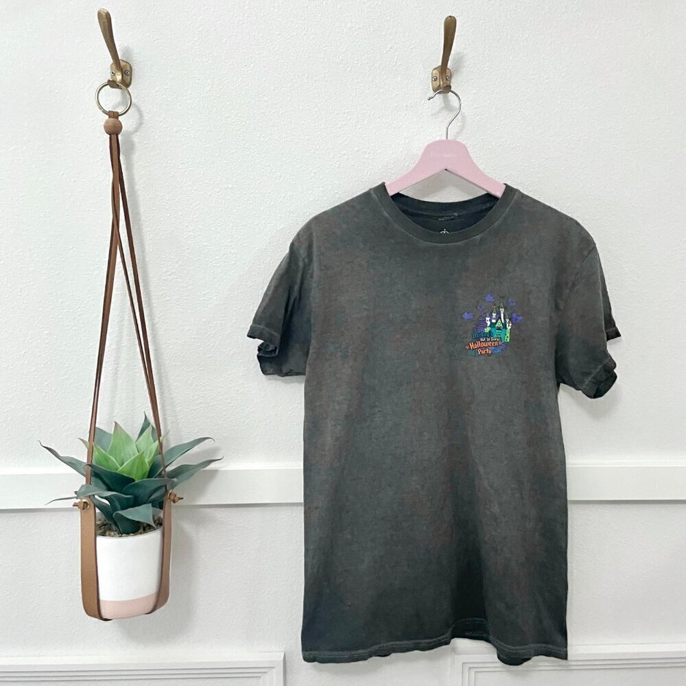 Disney Mickey's Not So Scary Halloween Party 2023 Short Sleeve Tee Size M